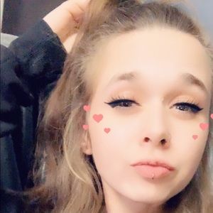 Meet your Posher, Faith